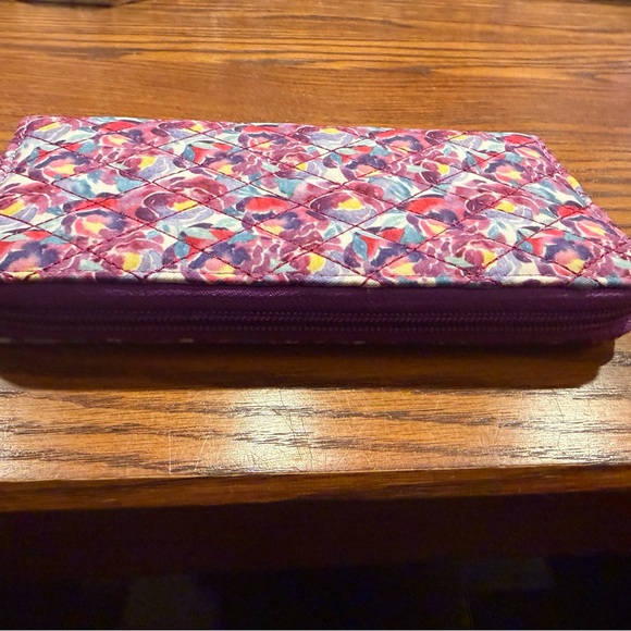 Quilted Floral Zip Around Wallet Purple Wristlet Clutch - Picture 3 of 5